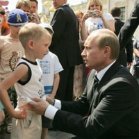 Педофил Путин, Россия, Москва